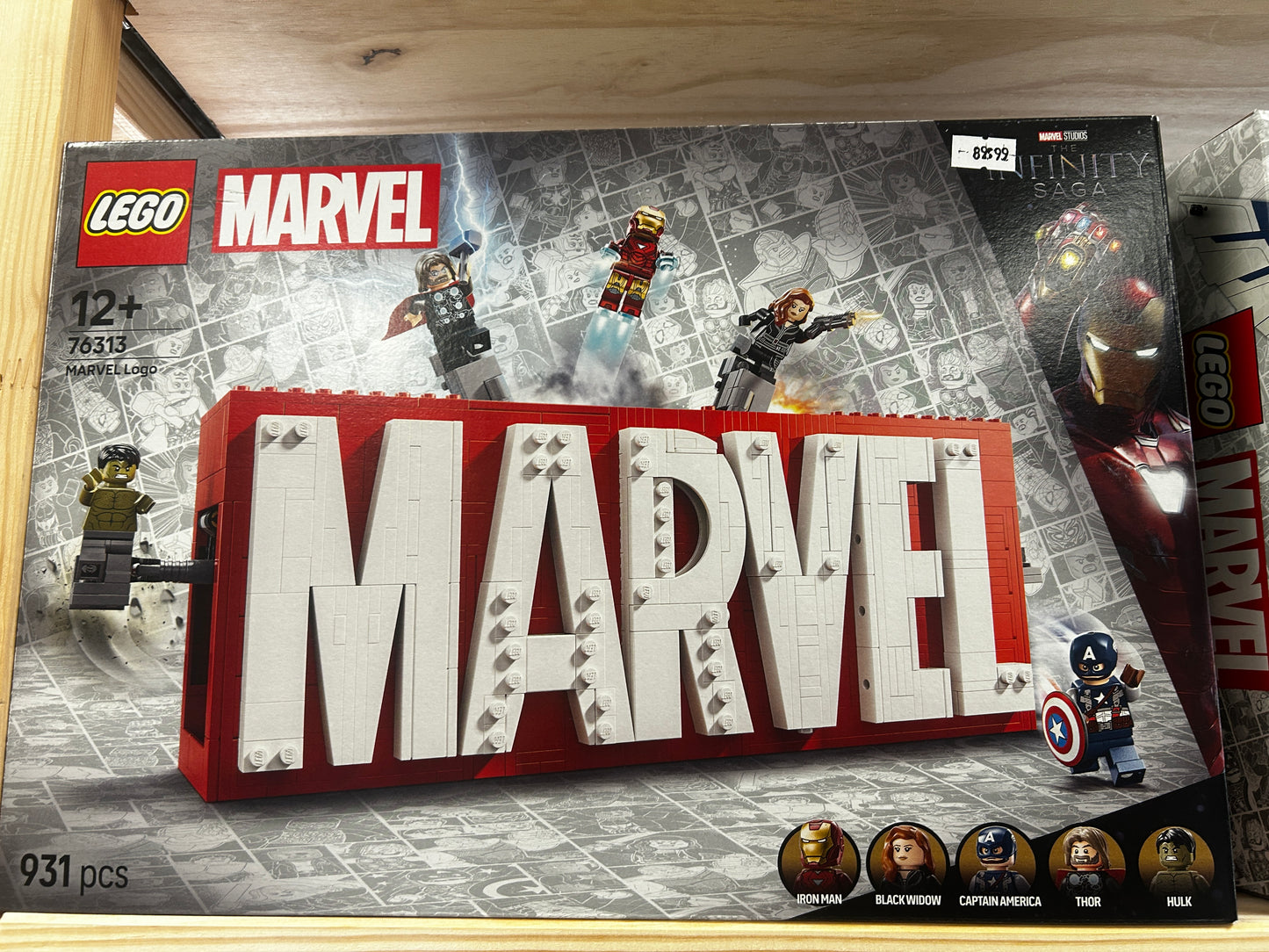 Lego 76313 Logotipo MARVEL y Minifiguras de Vengadores
